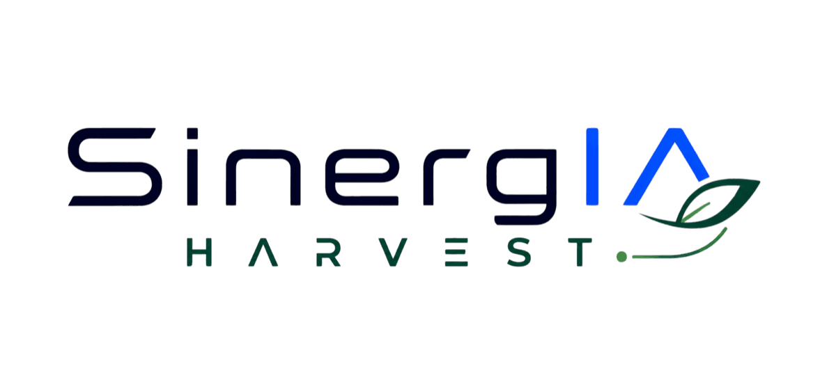 Logotipo de SinergIA Harvest: la palabra «SinergIA» con las letras «IA» destacadas en azul, debajo la palabra «Harvest» espaciada y a la derecha una hoja verde.